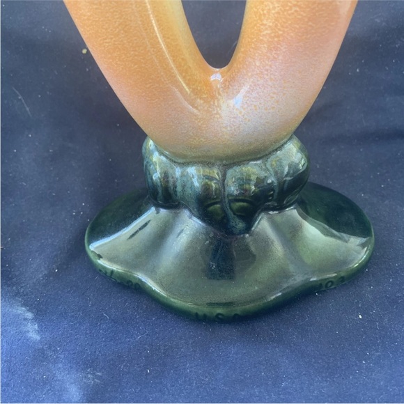 Vintage Hull pottery Calla Lilly design - Picture 4 of 5